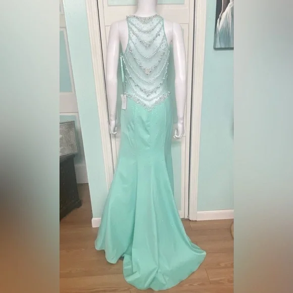 Size 6 Aqua Pastel Green Seafoam Slit fitted prom dress gown Unique Pearl work - Picture 3 of 5